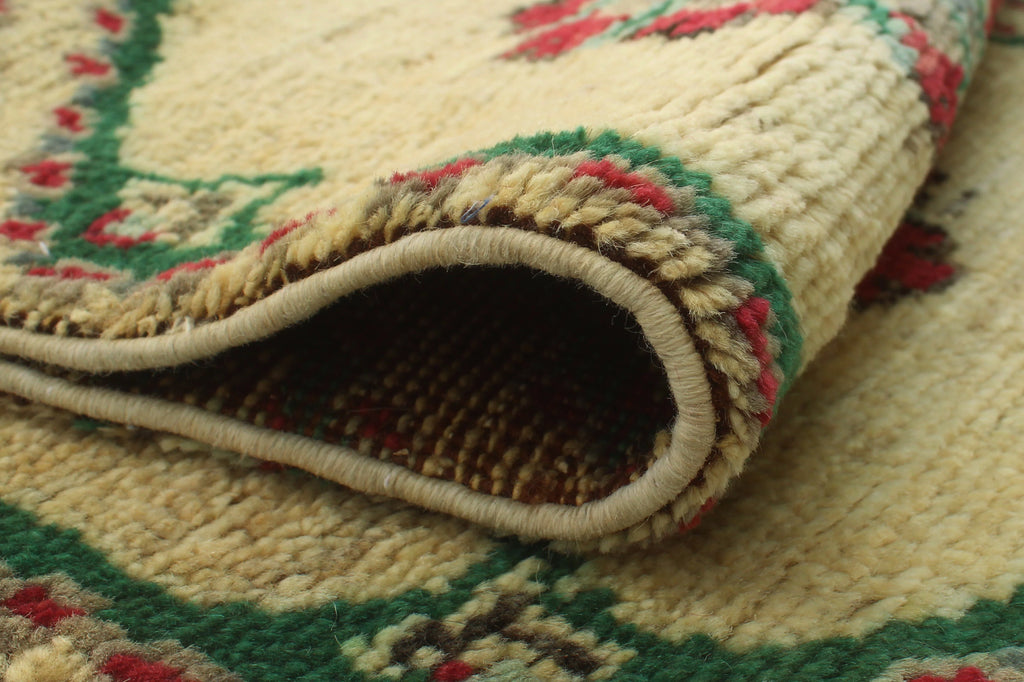 Ivory/Green x 3'0" Rug, 5'1" Magdalen Aria