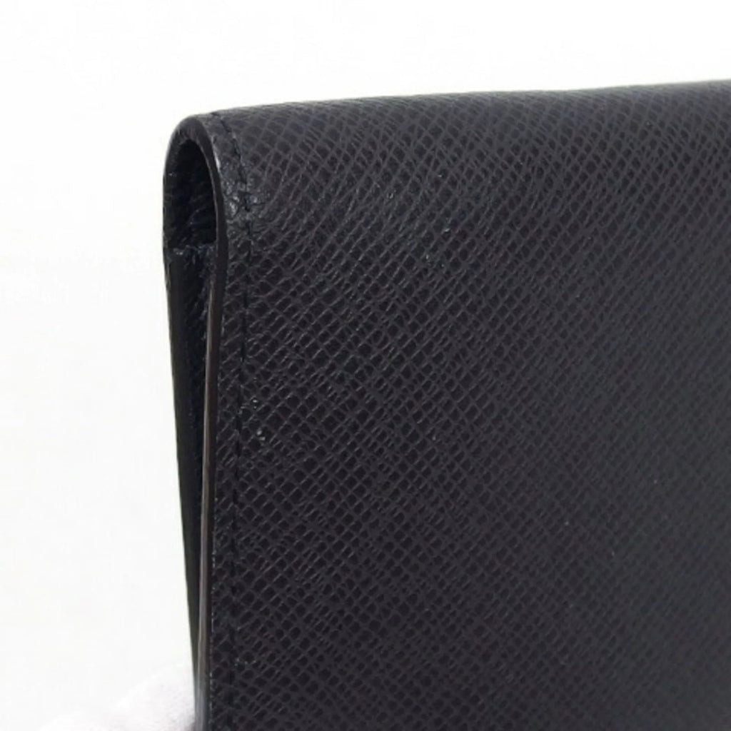 Vuitton (Good) Taiga Long Black Billfold Wallet Louis Pre-Owned Bifold