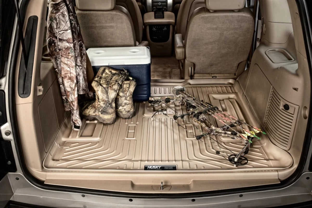 Behind Yukon; with Seats 3rd row 2nd folded Cadillac Tahoe/GMC over Seat Escalade/Chevrolet Weatherbeater Cargo Liner 15-20 by Black fits row flat Compatible 2nd back RealTruck Husky Series of