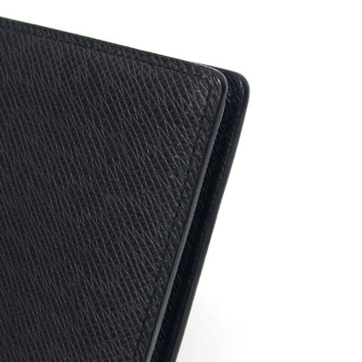 Vuitton (Good) Taiga Long Black Billfold Wallet Louis Pre-Owned Bifold