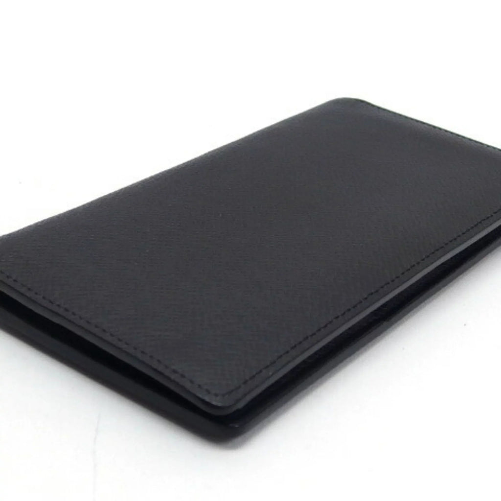 Vuitton (Good) Taiga Long Black Billfold Wallet Louis Pre-Owned Bifold