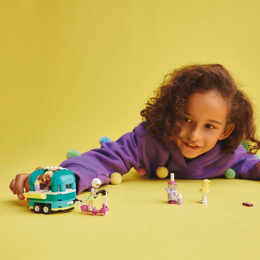 41733, Plus with LEGO Friends Shop Boys for Pretend Vehicle Fun Tea Ages Mini-Dolls Set Mobile Bubble Toy Play Girls 6 and and Scooter