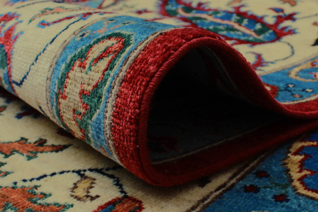 Aria Red/Ivory Dona x 9'9" Rug, 8'1"