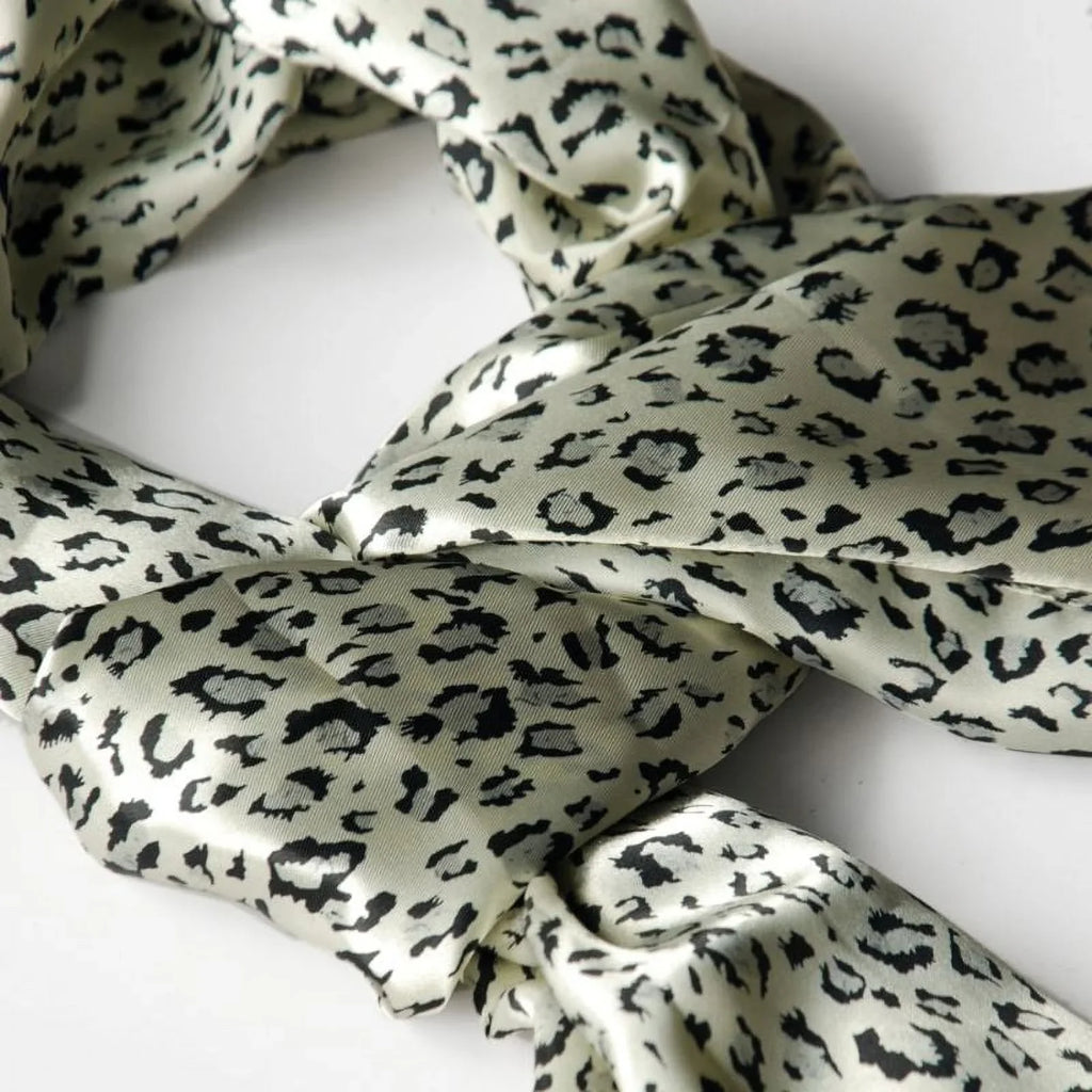 Blancho Elegant Scarf/Wrap/Shawl(Large) Soft Ivory Print Silk Leopard Animal Exquisitely