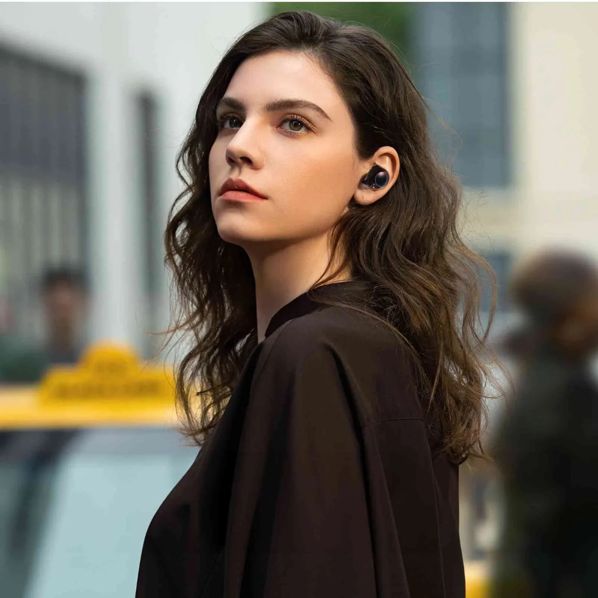 K5 Boost UrbanX Connect, Charging Connection, (2018) Case, Balanced, Bluetooth + Note Dual Bass IPX5 Wireless Lenovo Bluetooth Earbuds 5.2 Resistance, with Black, Water Compatible True