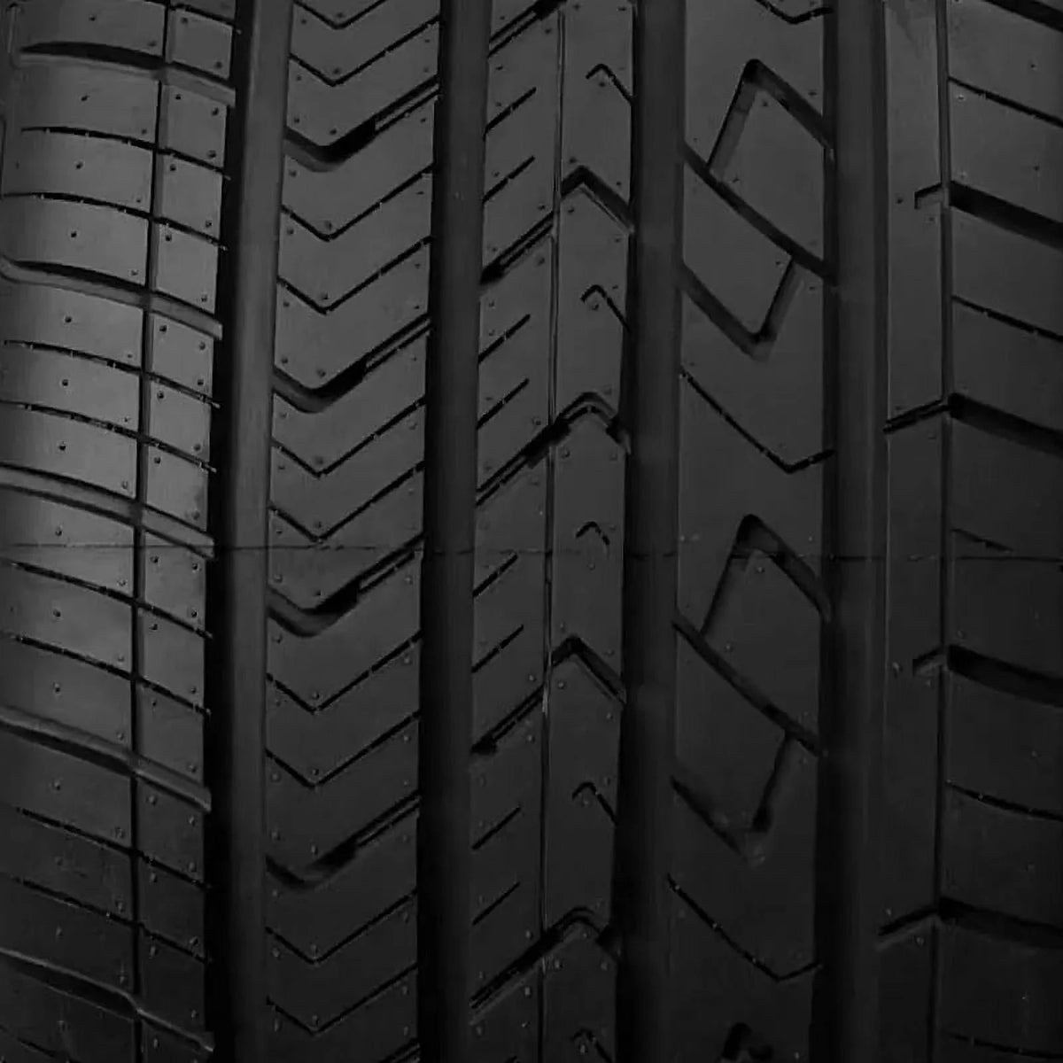 255/45R20XL BSW StreetHawk 105W Sport Achilles