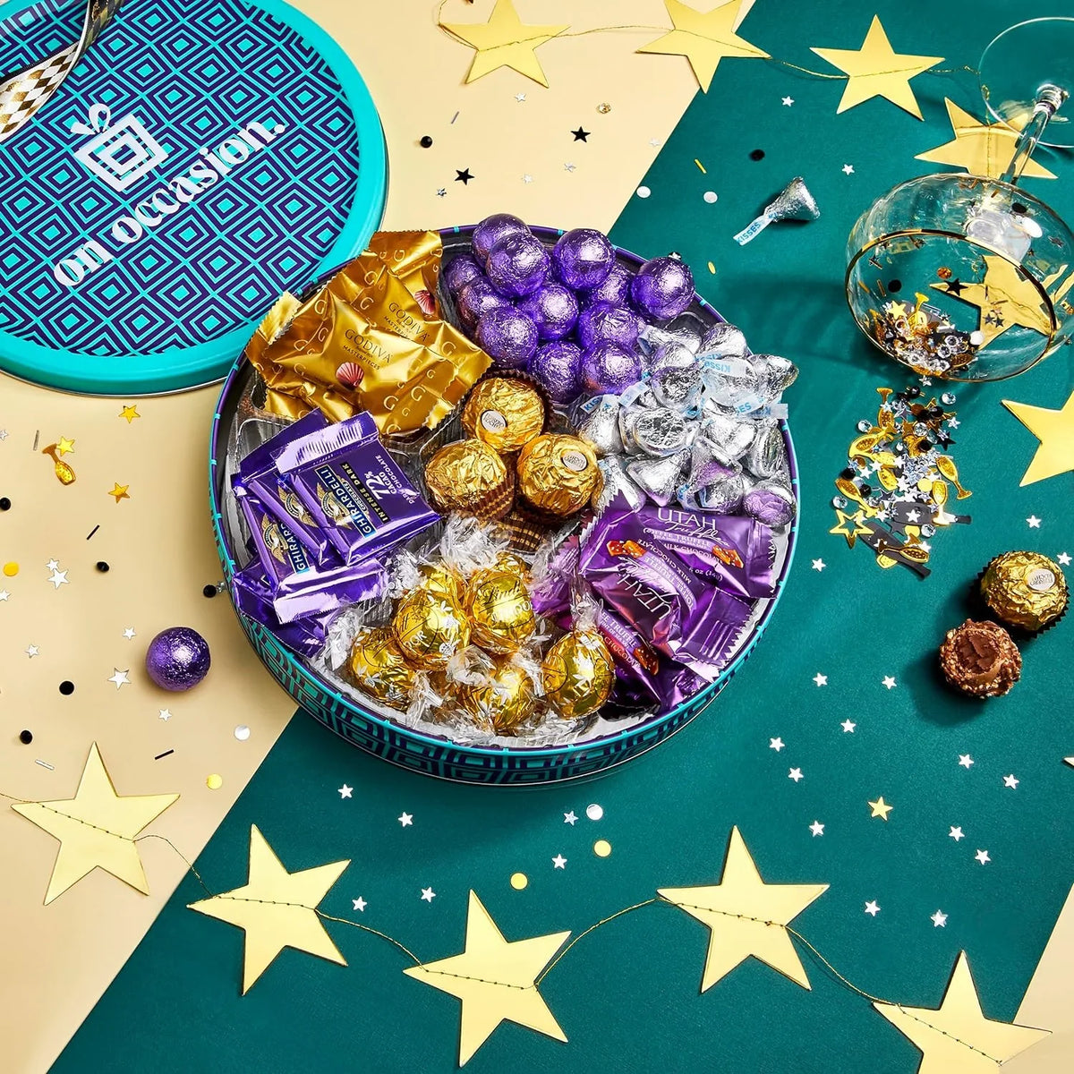 Brand Chocolate Chocolate for Gourmet | Godiva Luxury Christmas Occasion™️ Men, Hershey Includes Chocolate, Kisses, On Ghir Box By Women Assorted | Tin- Gift Variety | Pack Chocolate Gift Gifts Basket
