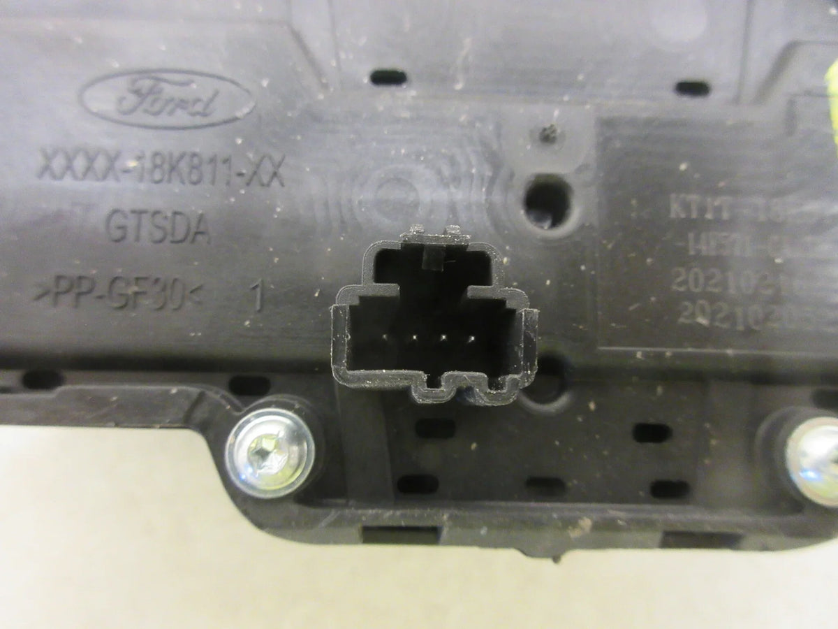 Connect 21 Pre-Owned Control 6.5" Radio Screen 19 Panel Audio LKQ Ford Transit 20 OEM (Good)