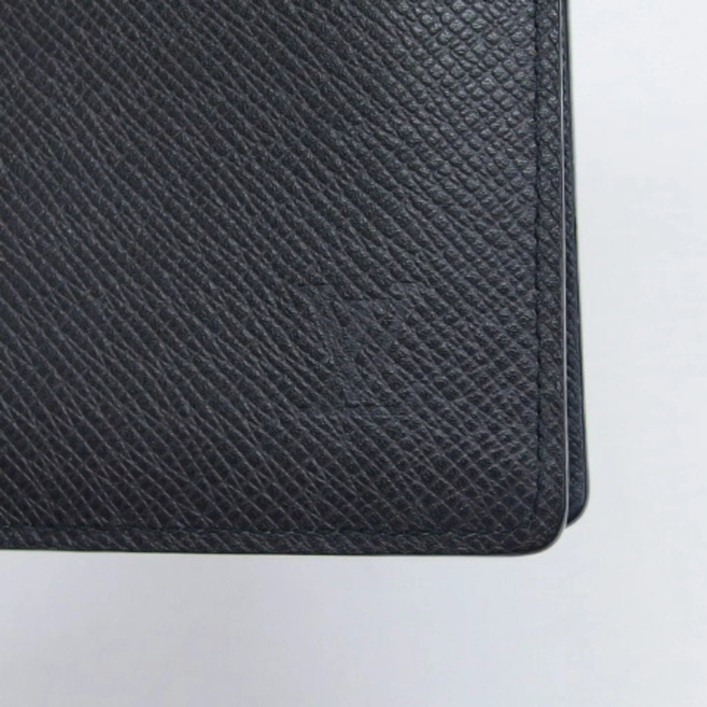 Vuitton (Good) Taiga Long Black Billfold Wallet Louis Pre-Owned Bifold