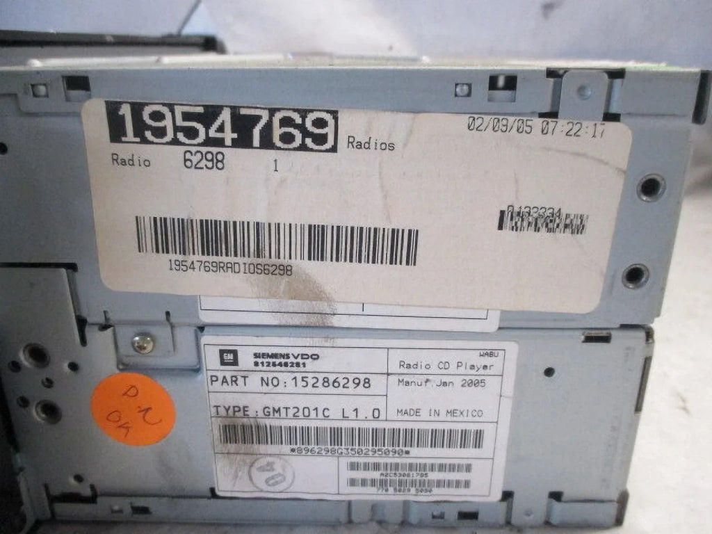2006 Saturn FM AM Radio 2005 OEM CD Relay (Good) Pre-Owned 2007 Receiver